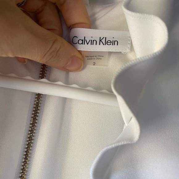 NWT Ruffle collar neck Calvin Klein Scuba Shift Dress - Picture 3 of 3